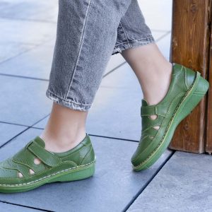 Medical summer shoes for women