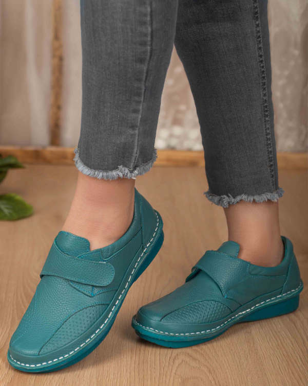 women medical shoes